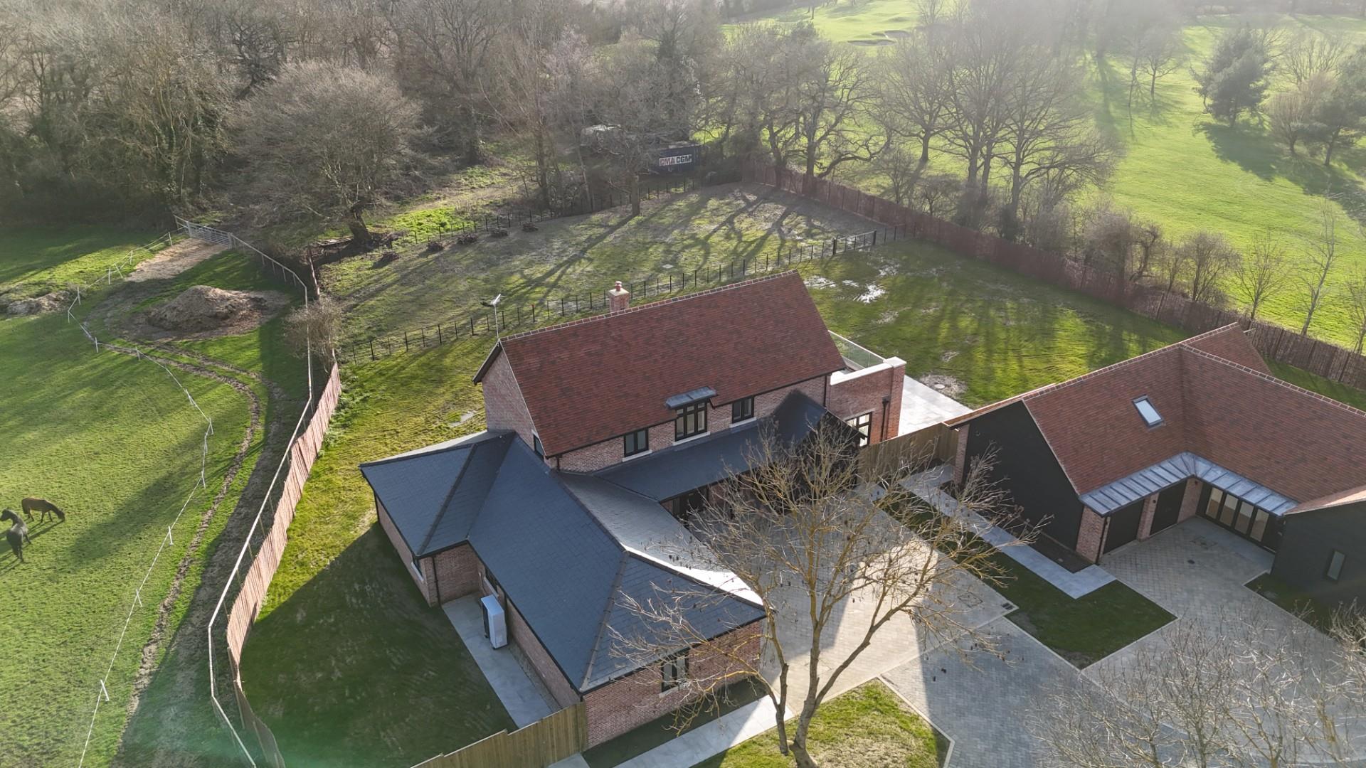 dji_fly_20260303_154934_0621_1772621368010_photo.J